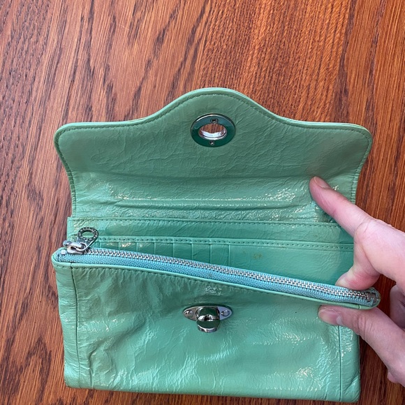 Marc by Marc Jacobs Wallet - Picture 3 of 7